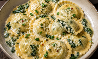 Spinach & Ricotta Ravioli (V)